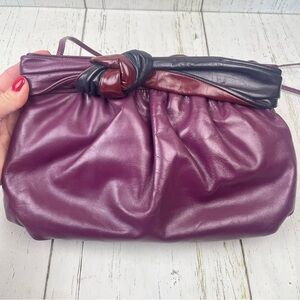 Morris Moskowitz Vintage Leather Crossbody Purse‎